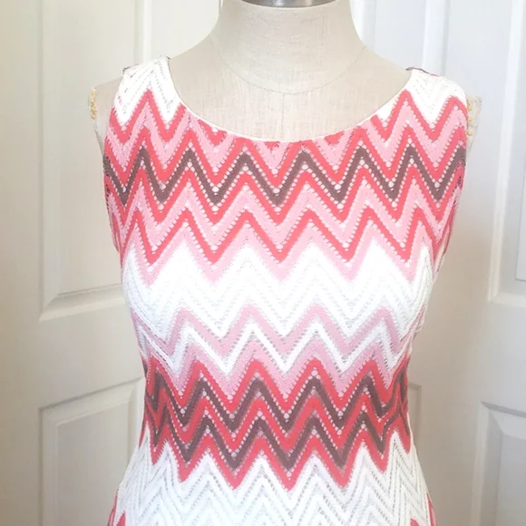 VINTAGE Sleeveless Crochet Dress White Coral Red Salmon Pink Brown - Picture 5 of 14